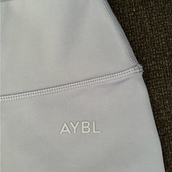 💥SOLD💥 AYBL Staple Shorts - Picture 4 of 7